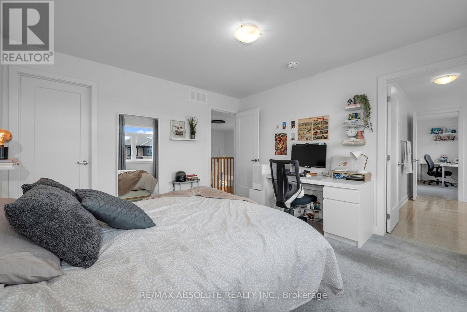 Photo 36 of 207 Osterley Way, Ottawa ON