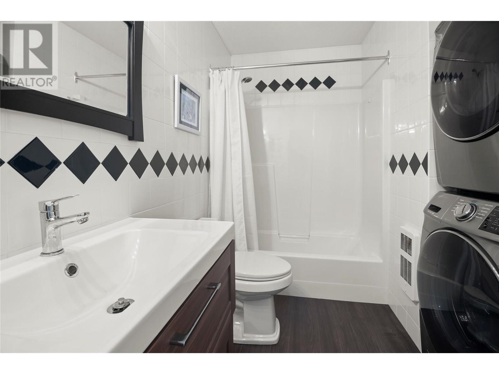 Photo 23 of 7525 Columbia Avenue Unit 17, Radium Hot Springs BC