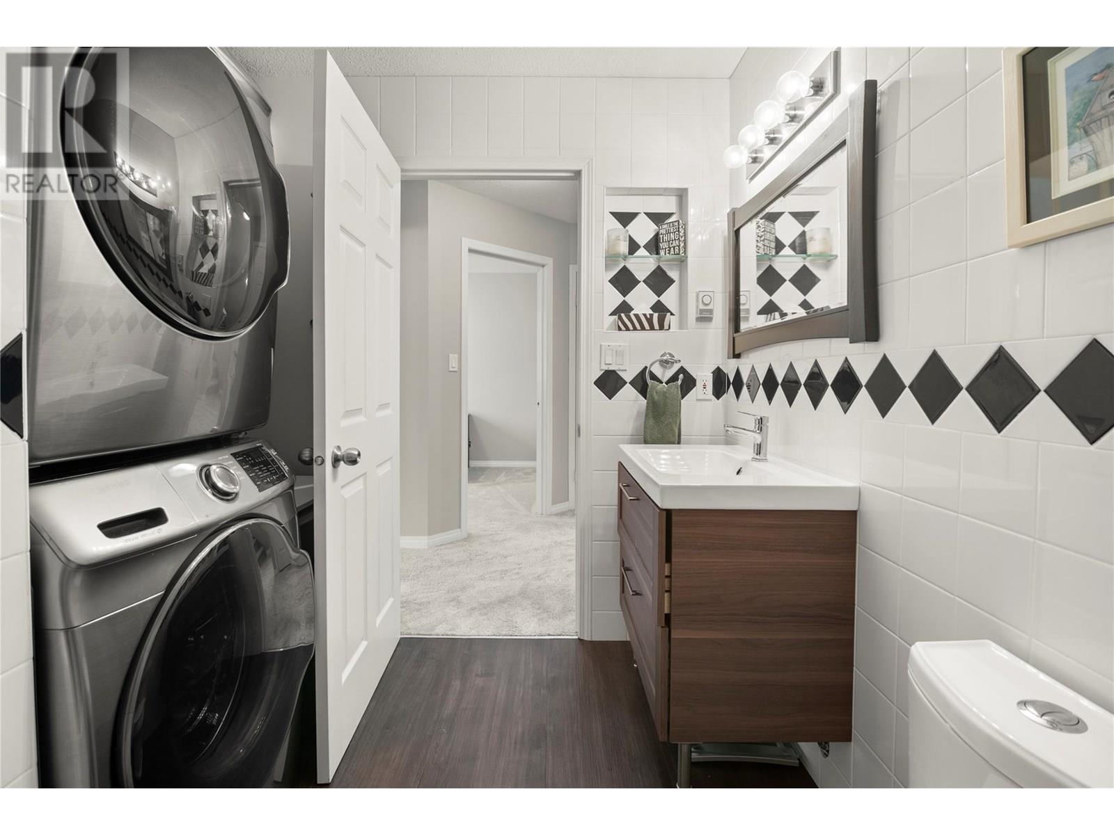 Photo 24 of 7525 Columbia Avenue Unit 17, Radium Hot Springs BC