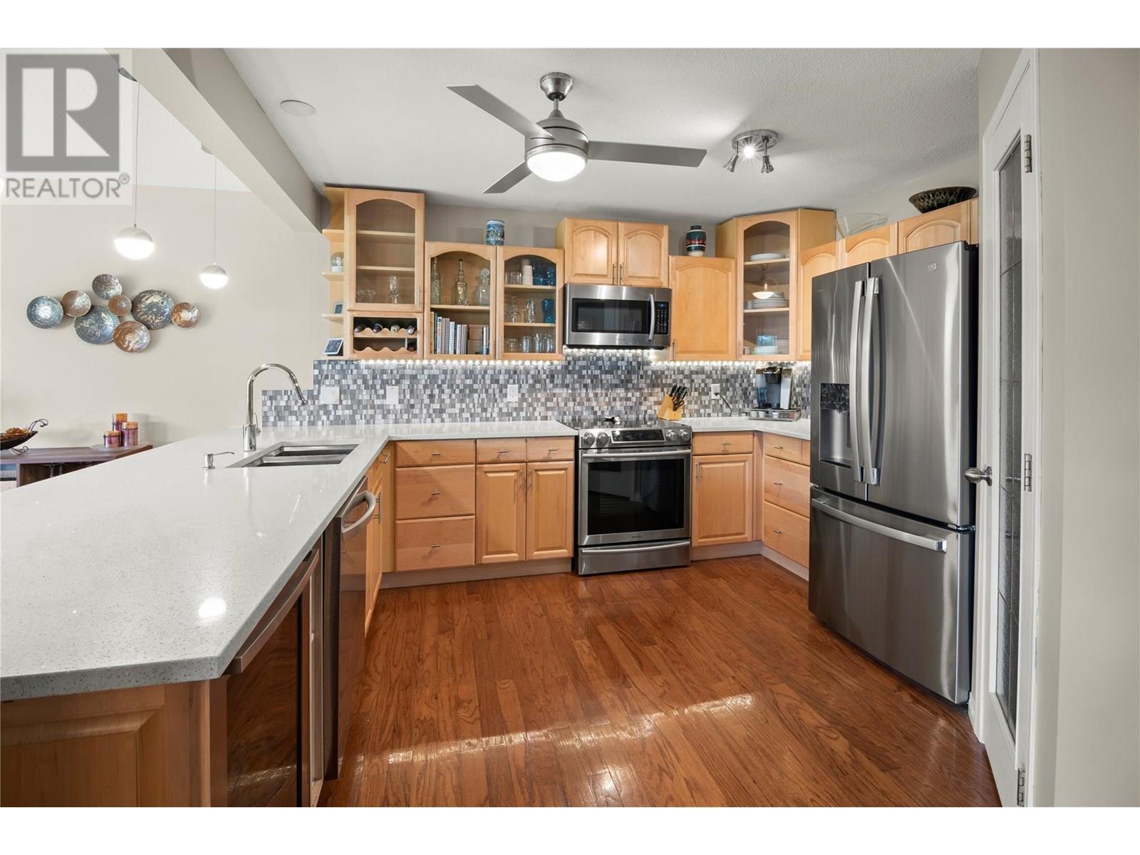 Photo 13 of 7525 Columbia Avenue Unit 17, Radium Hot Springs BC