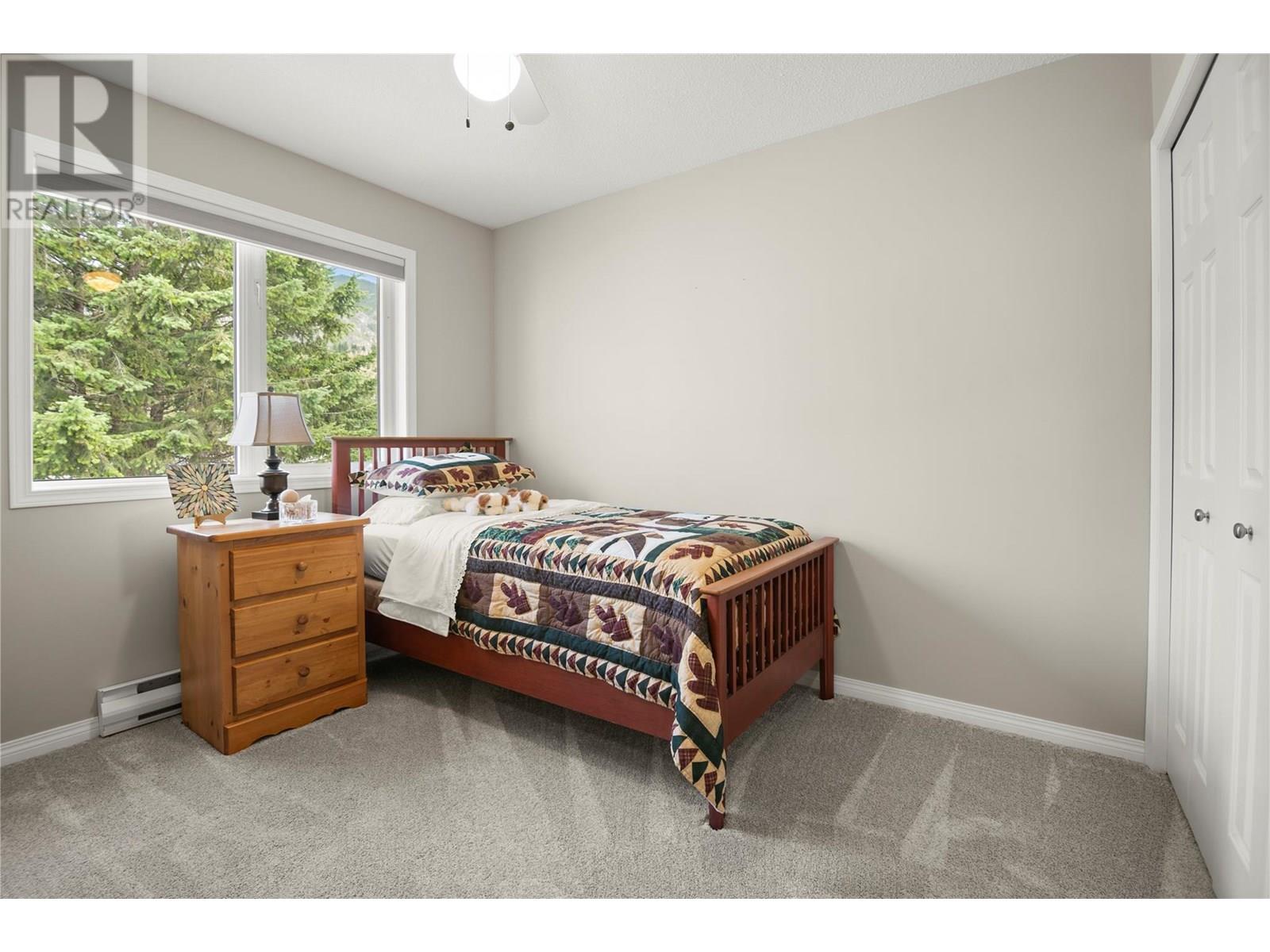 Photo 25 of 7525 Columbia Avenue Unit 17, Radium Hot Springs BC
