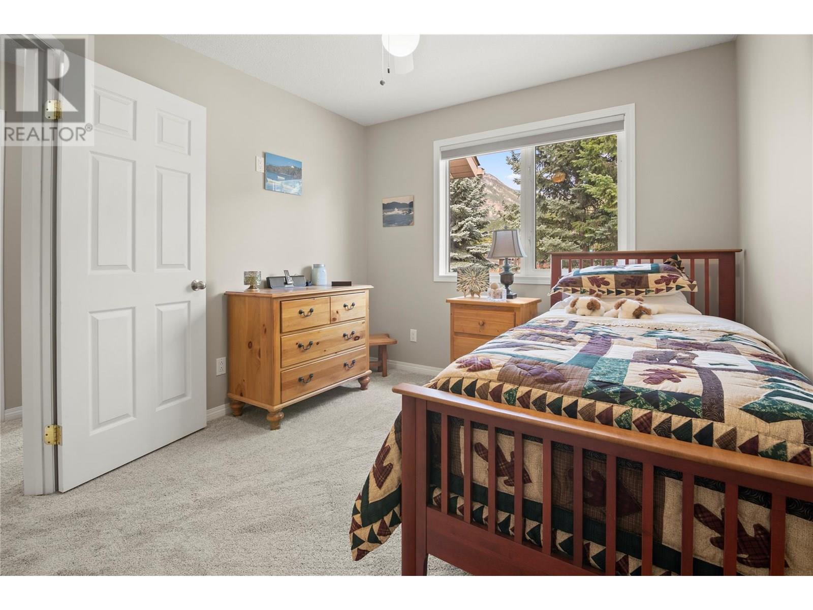 Photo 26 of 7525 Columbia Avenue Unit 17, Radium Hot Springs BC