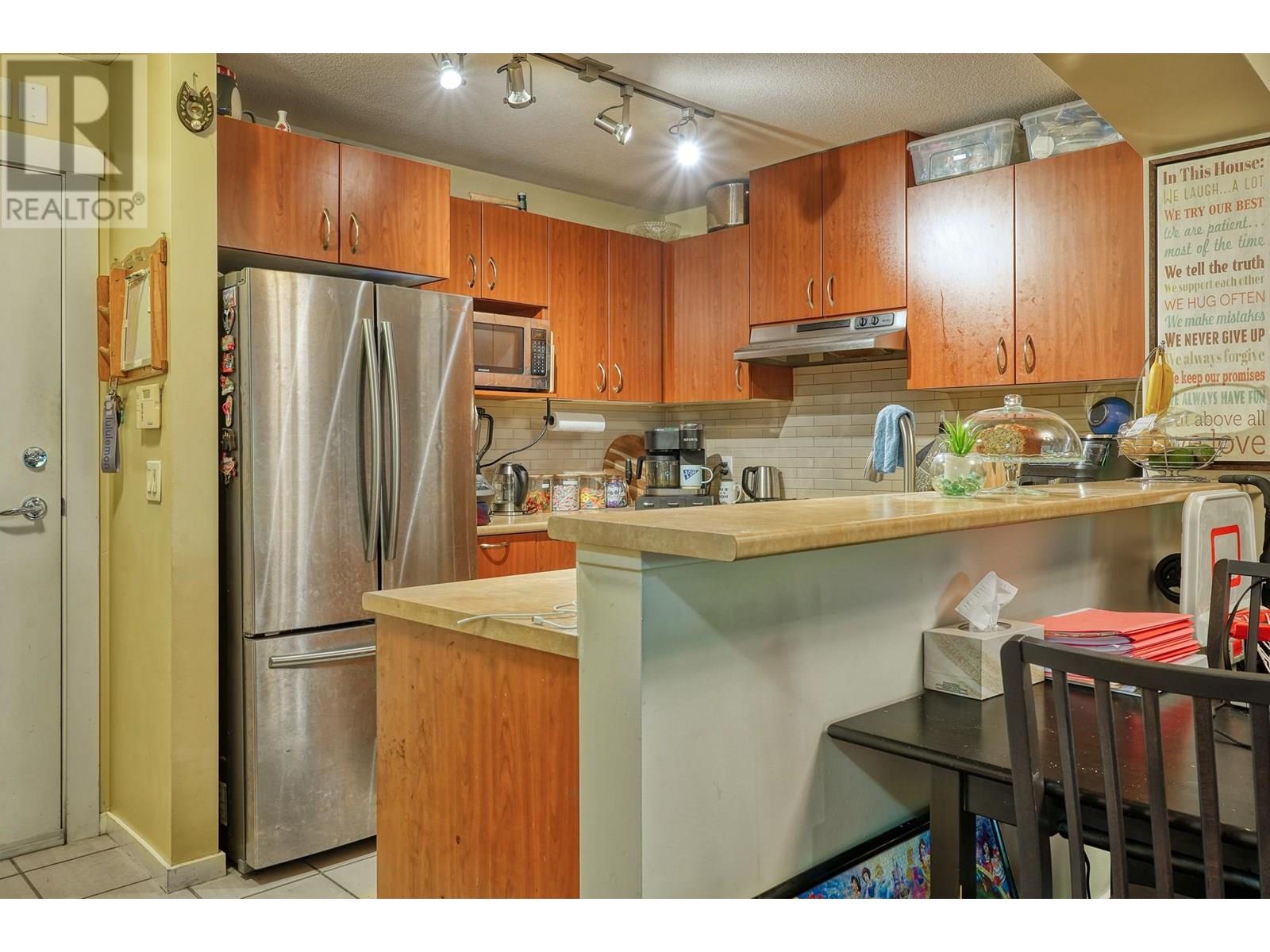 Photo 11 of 114 9283 Government Street, Burnaby BC