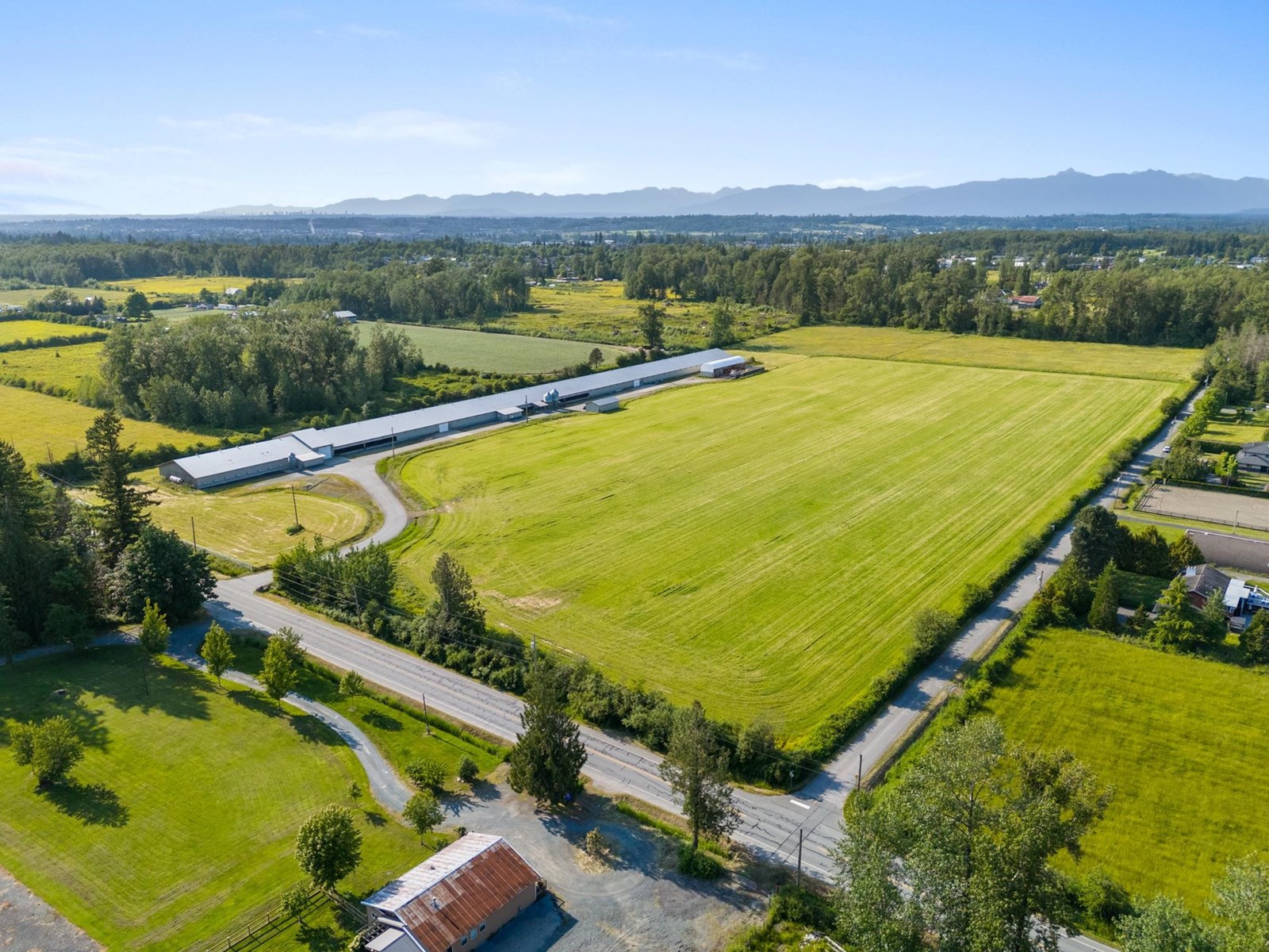 Photo 1 of 22733 40 Avenue, Langley BC
