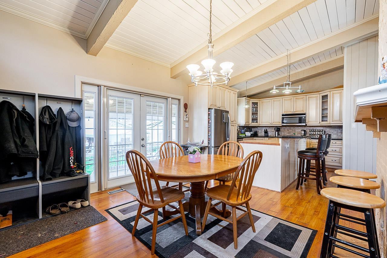 Photo 6 of 2527 256 Street, Langley BC