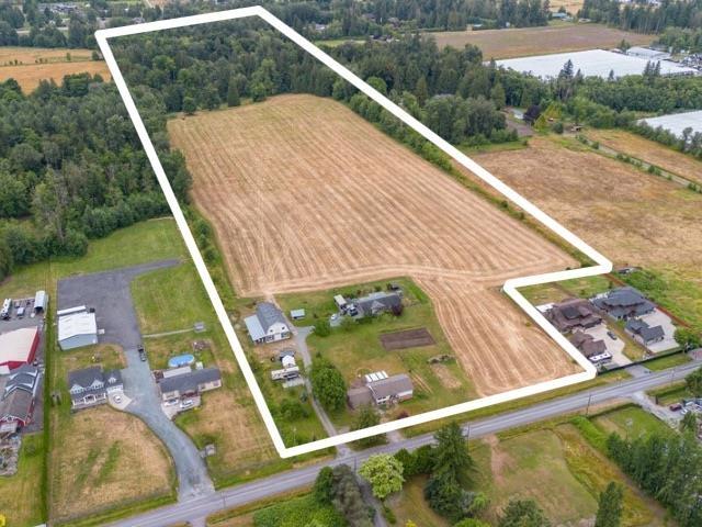 Photo 3 of 21370 24 Avenue, Langley BC