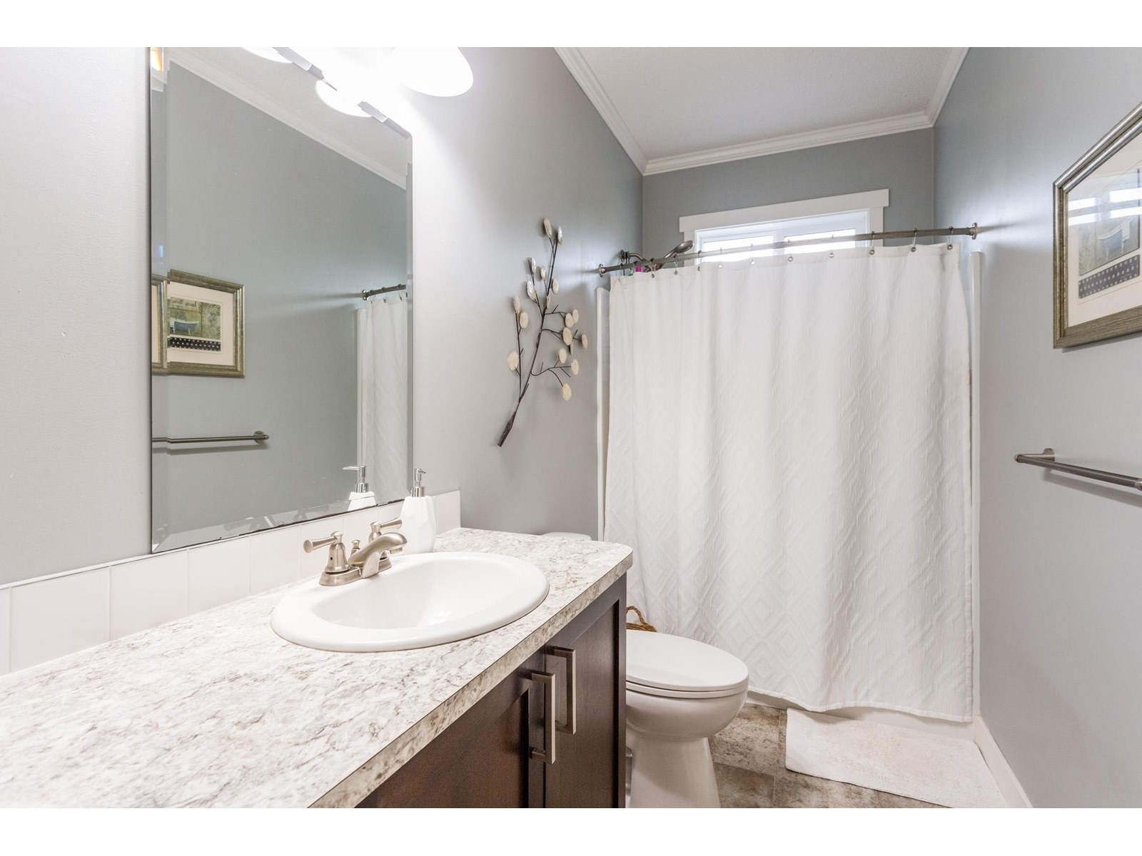 Photo 18 of 21370 24 Avenue, Langley BC