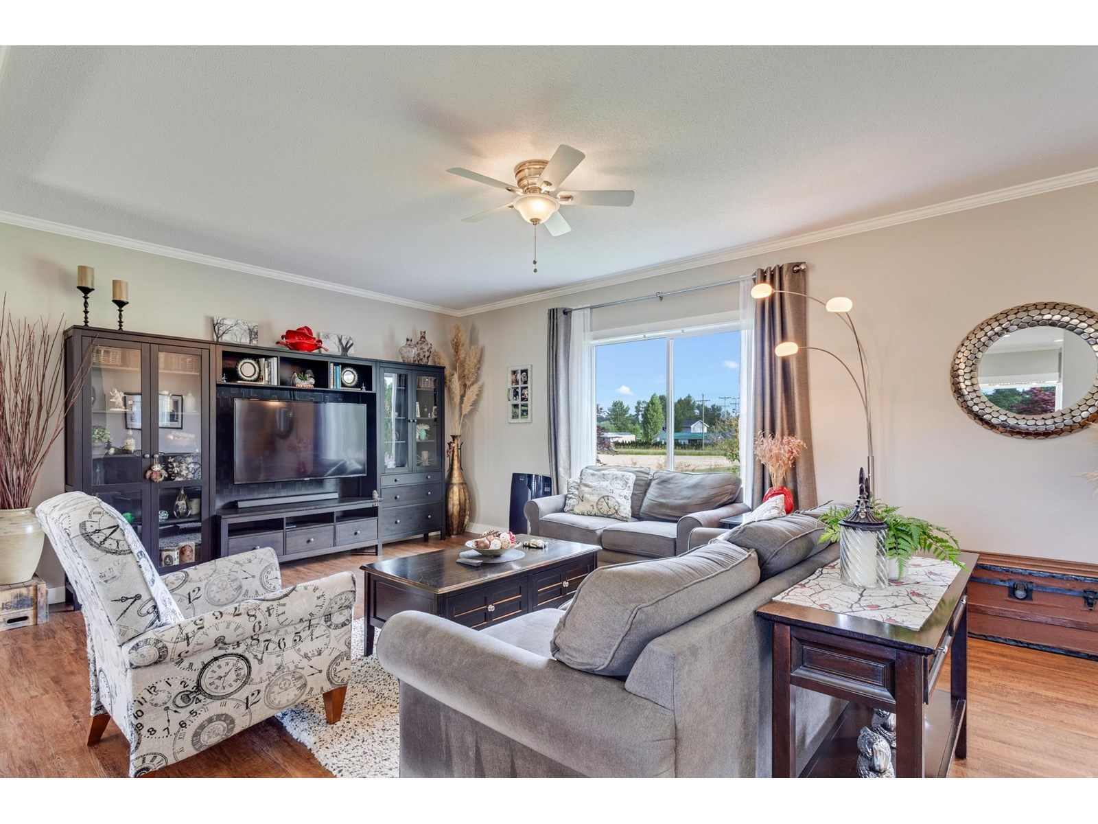 Photo 8 of 21370 24 Avenue, Langley BC