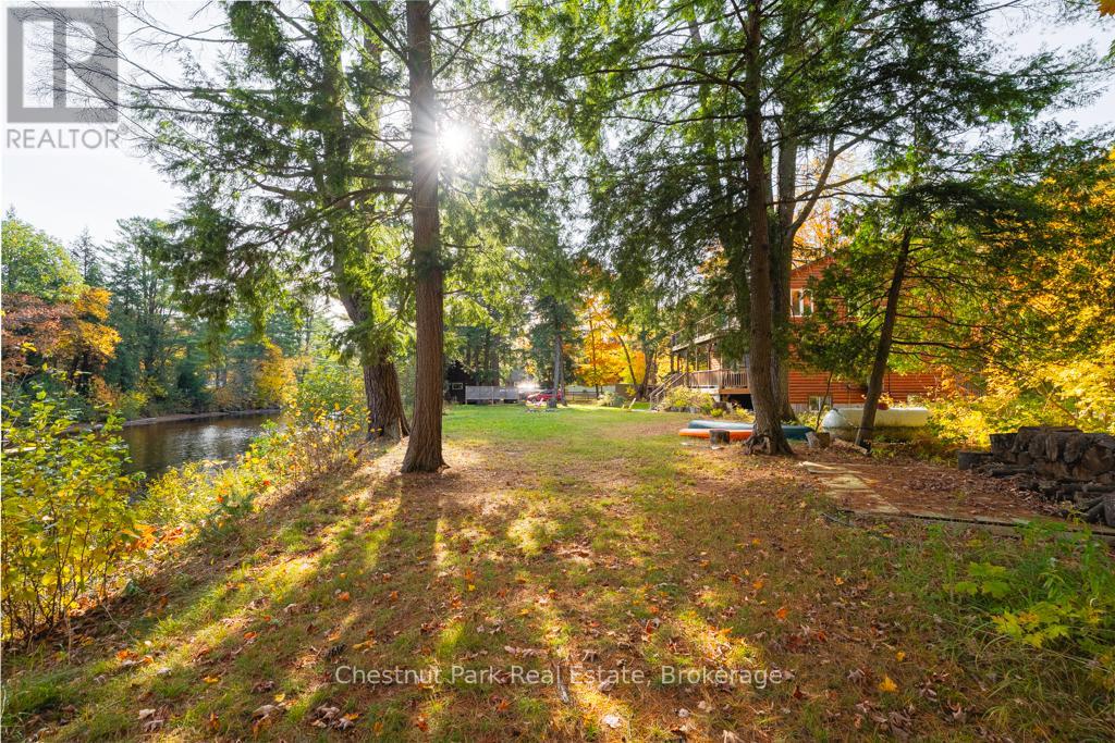 Photo 26 of 66 Bridgeview Lane, Huntsville ON