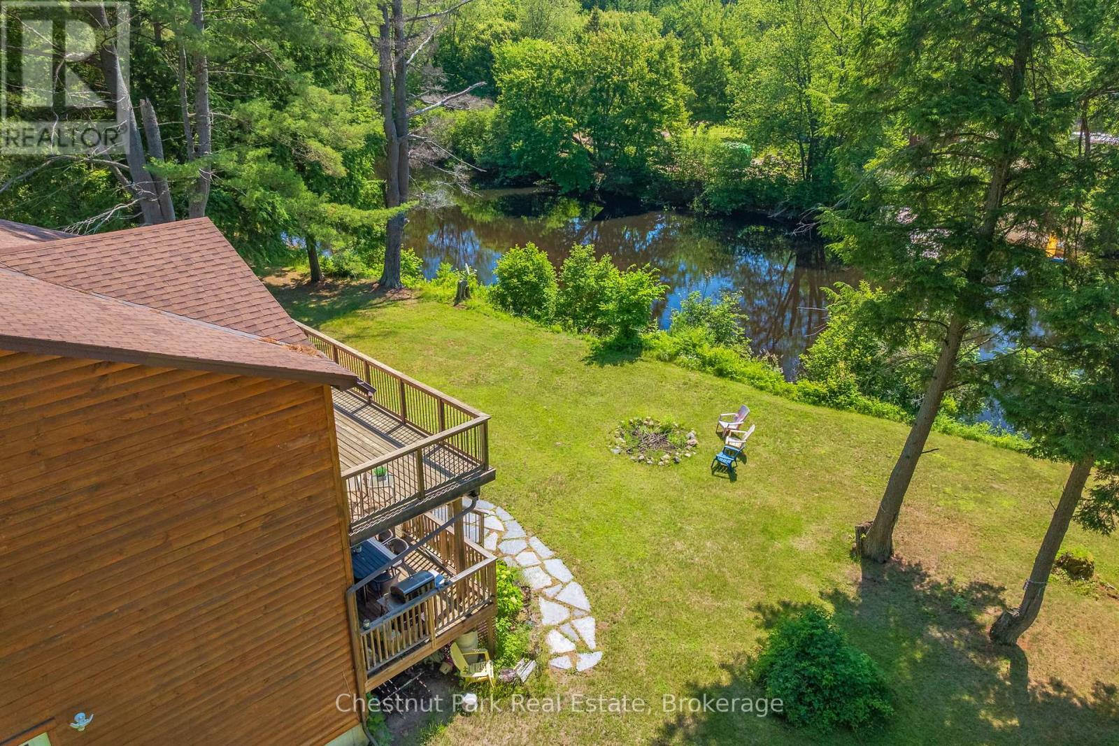 Photo 32 of 66 Bridgeview Lane, Huntsville ON