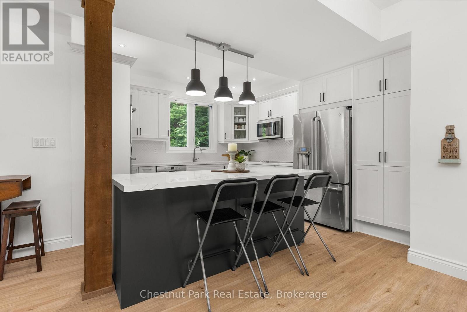 Photo 39 of 66 Bridgeview Lane, Huntsville ON