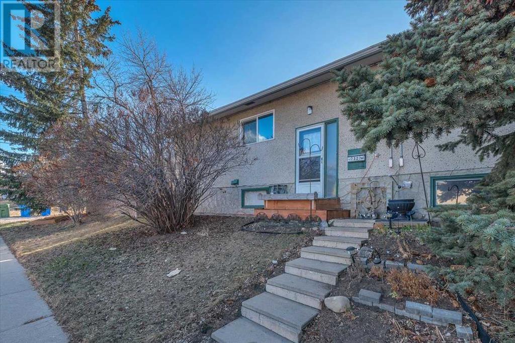 Multi-family House Bungalow for Sale in  &  Huntertown Crescent NW Huntington Hills Calgary 
