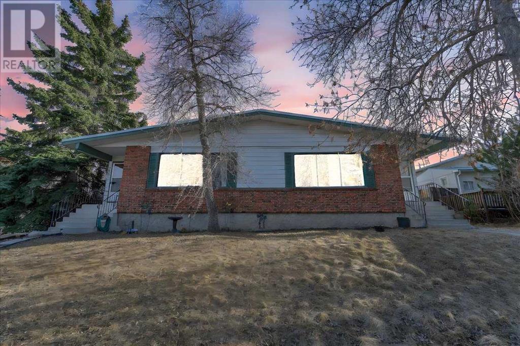 7321 & 7323 Huntertown Crescent NW, Calgary, Alberta