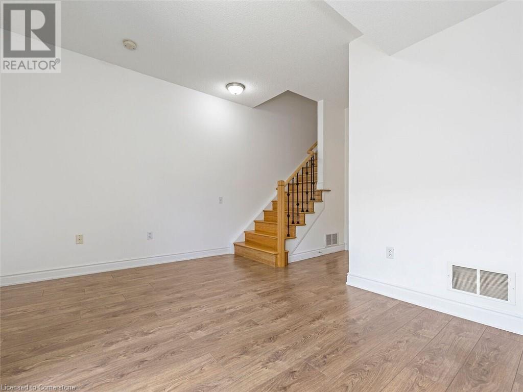 Photo 33 of 5080 Fairview St Street Unit 15, Burlington ON