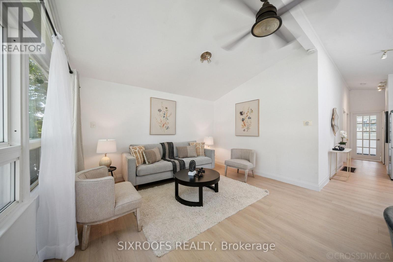 Photo 21 of 159 Bayview Avenue, Georgina ON