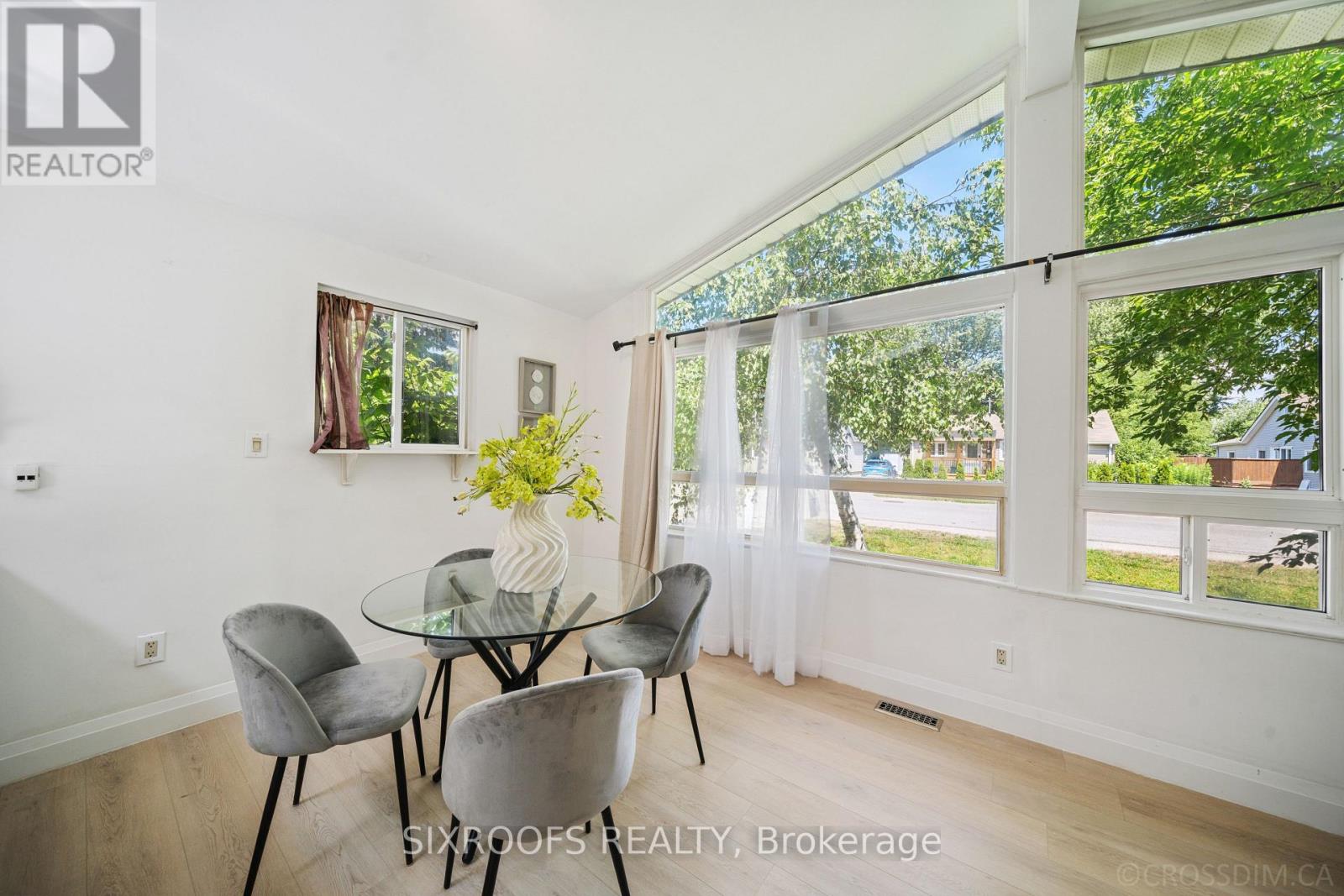 Photo 9 of 159 Bayview Avenue, Georgina ON