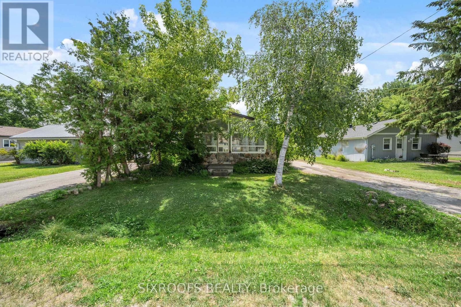 Photo 1 of 159 Bayview Avenue, Georgina ON