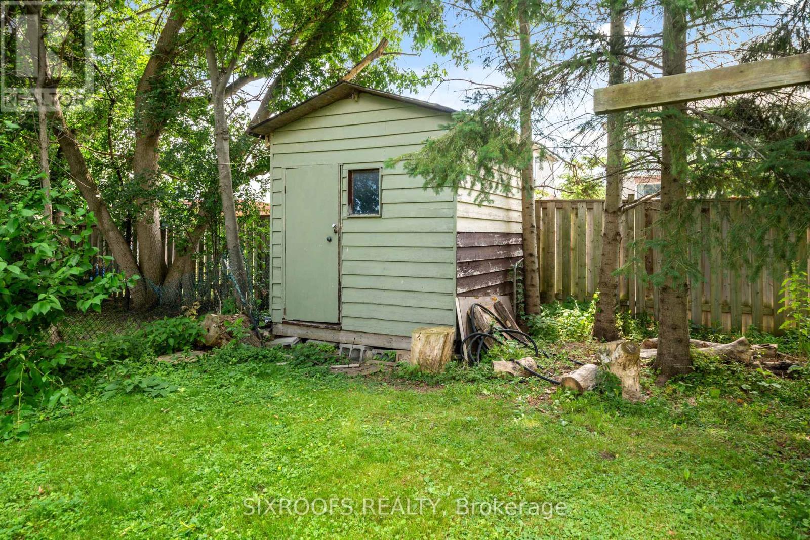 Photo 5 of 159 Bayview Avenue, Georgina ON