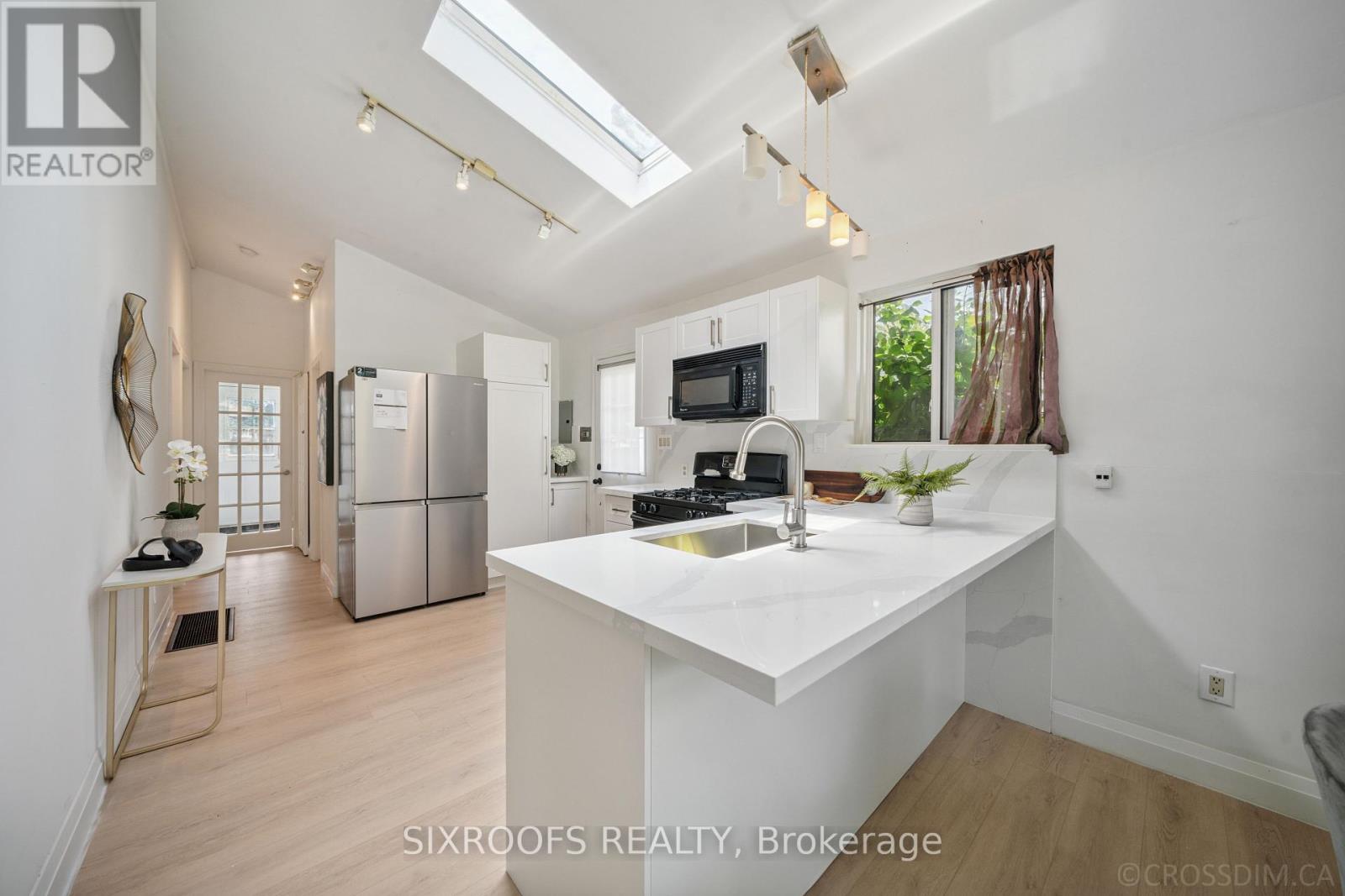 Photo 22 of 159 Bayview Avenue, Georgina ON