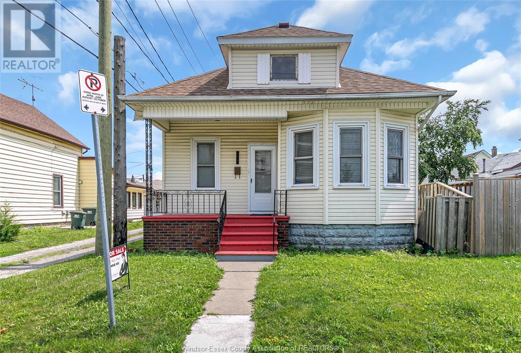 Photo 9 of 933 Chatham Street East, Windsor ON