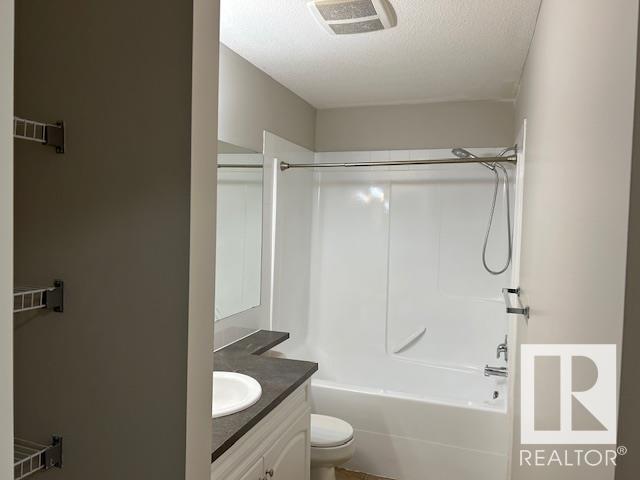 Photo 7 of 11 150 Edwards Dr Sw, Edmonton AB