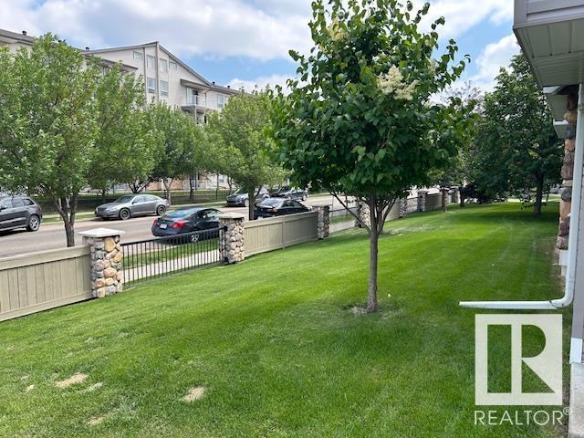 Photo 10 of 11 150 Edwards Dr Sw, Edmonton AB