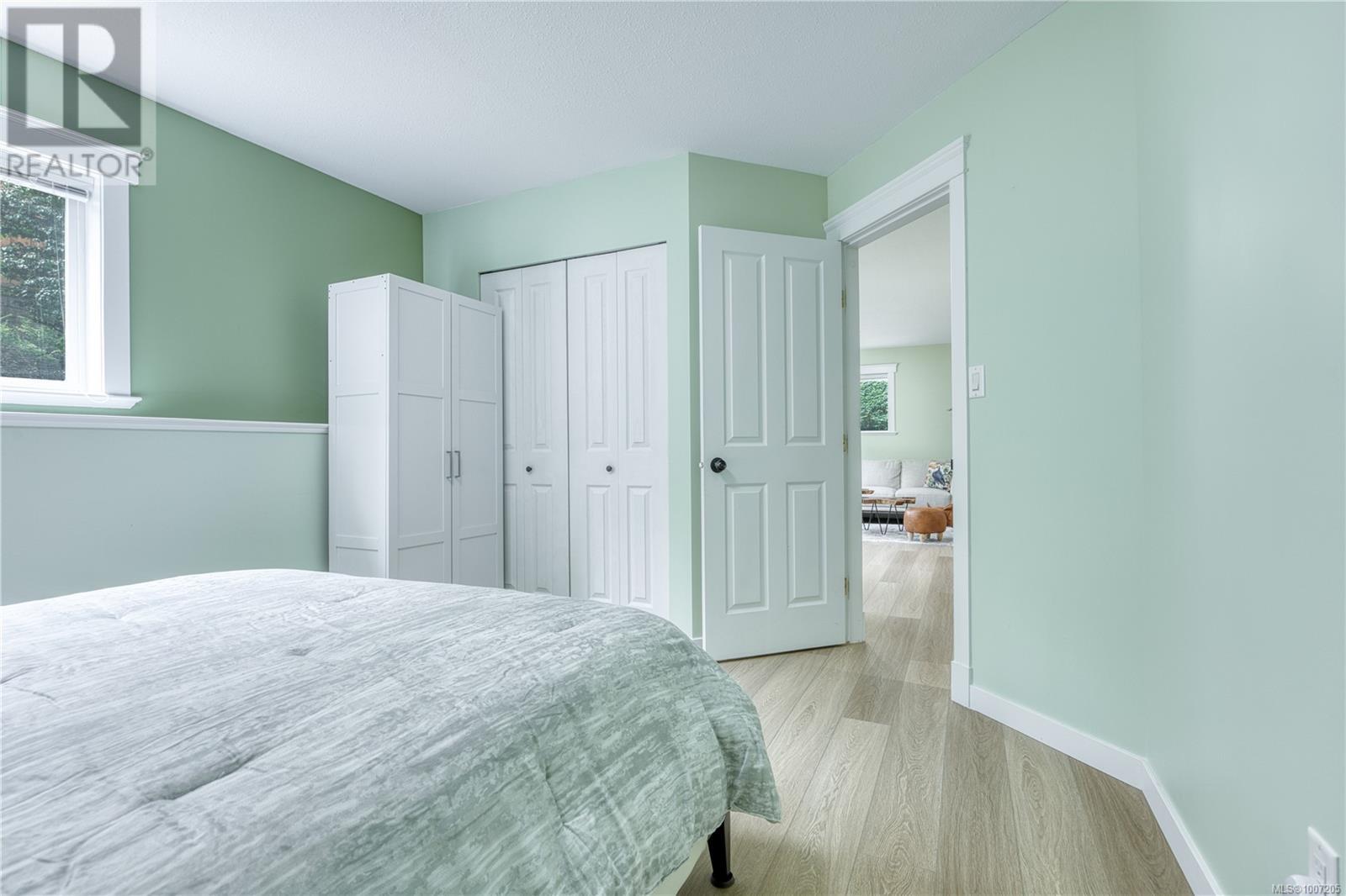 Photo 56 of 6381 Icarus Dr, Nanaimo BC