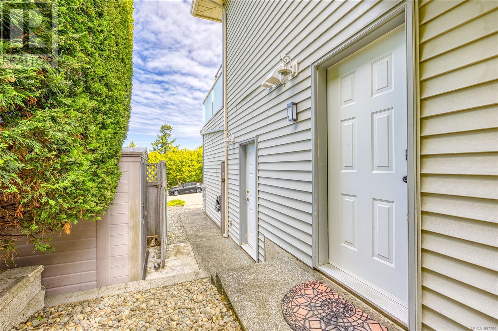 Photo 47 of 6381 Icarus Dr, Nanaimo BC