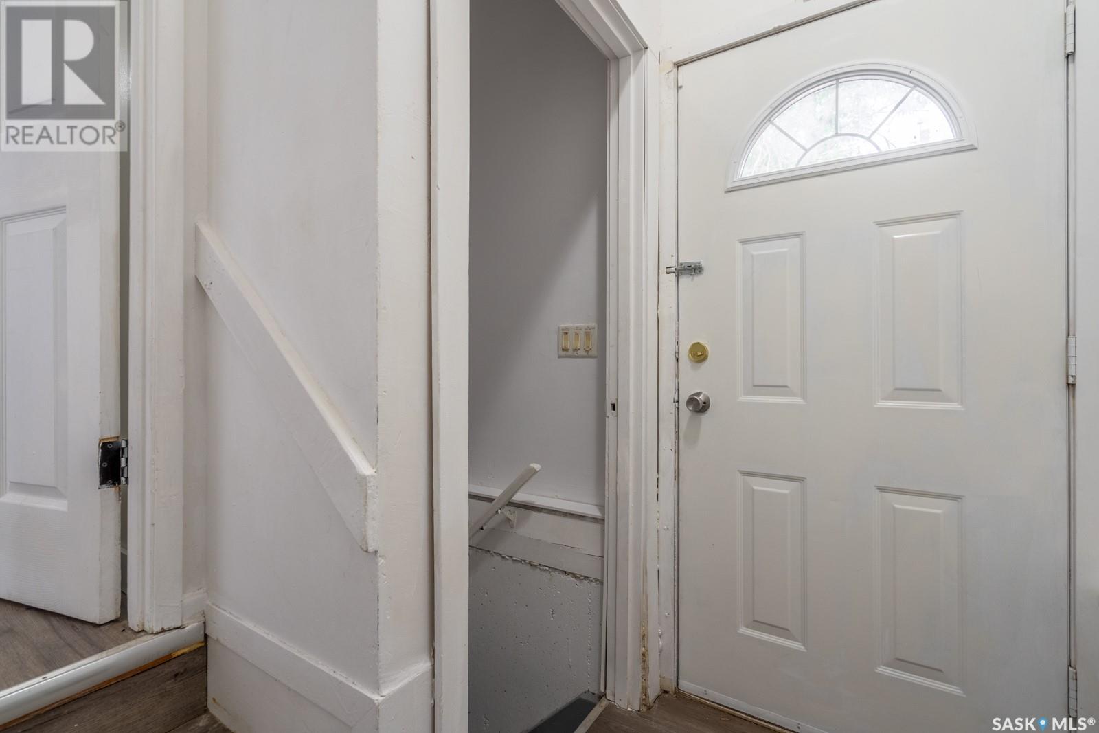 Photo 13 of 717 Montague Street, Regina SK