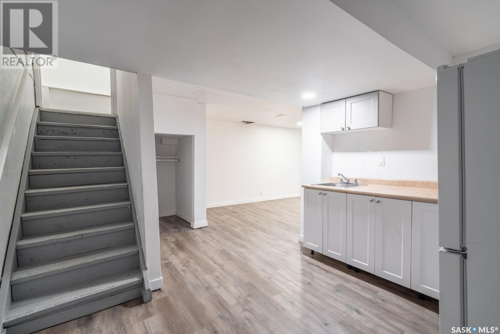 Photo 3 of 717 Montague Street, Regina SK