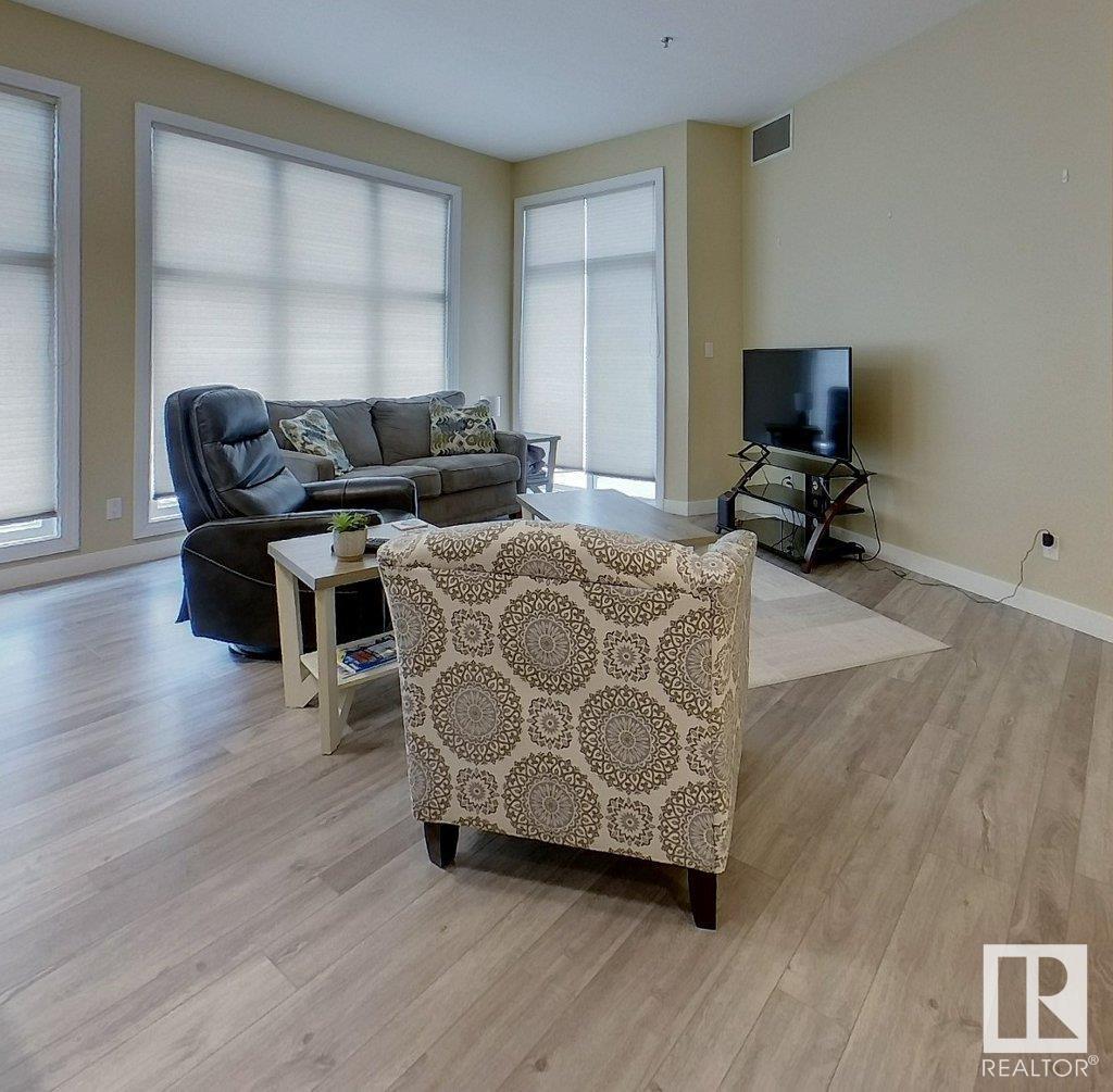 Photo 11 of 408 10147 112 St Nw, Edmonton AB
