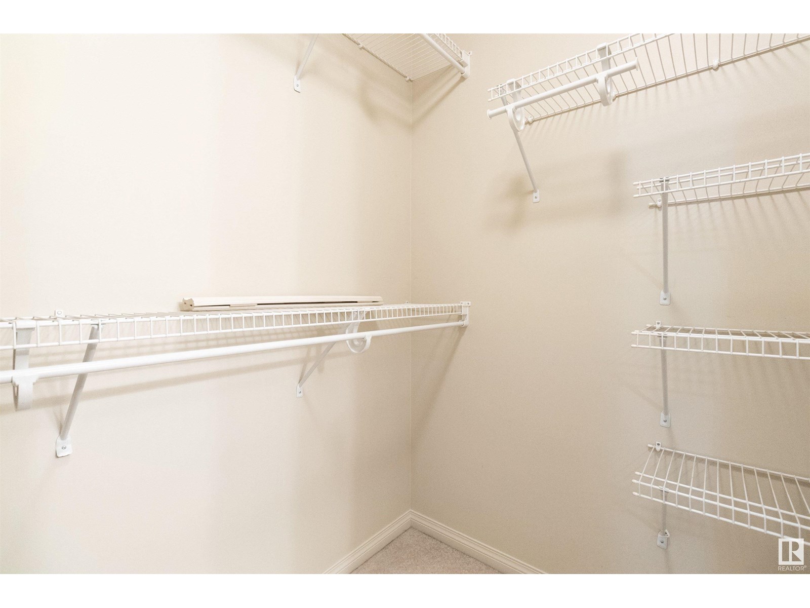 Photo 7 of 7 10848 8 Av Sw, Edmonton AB