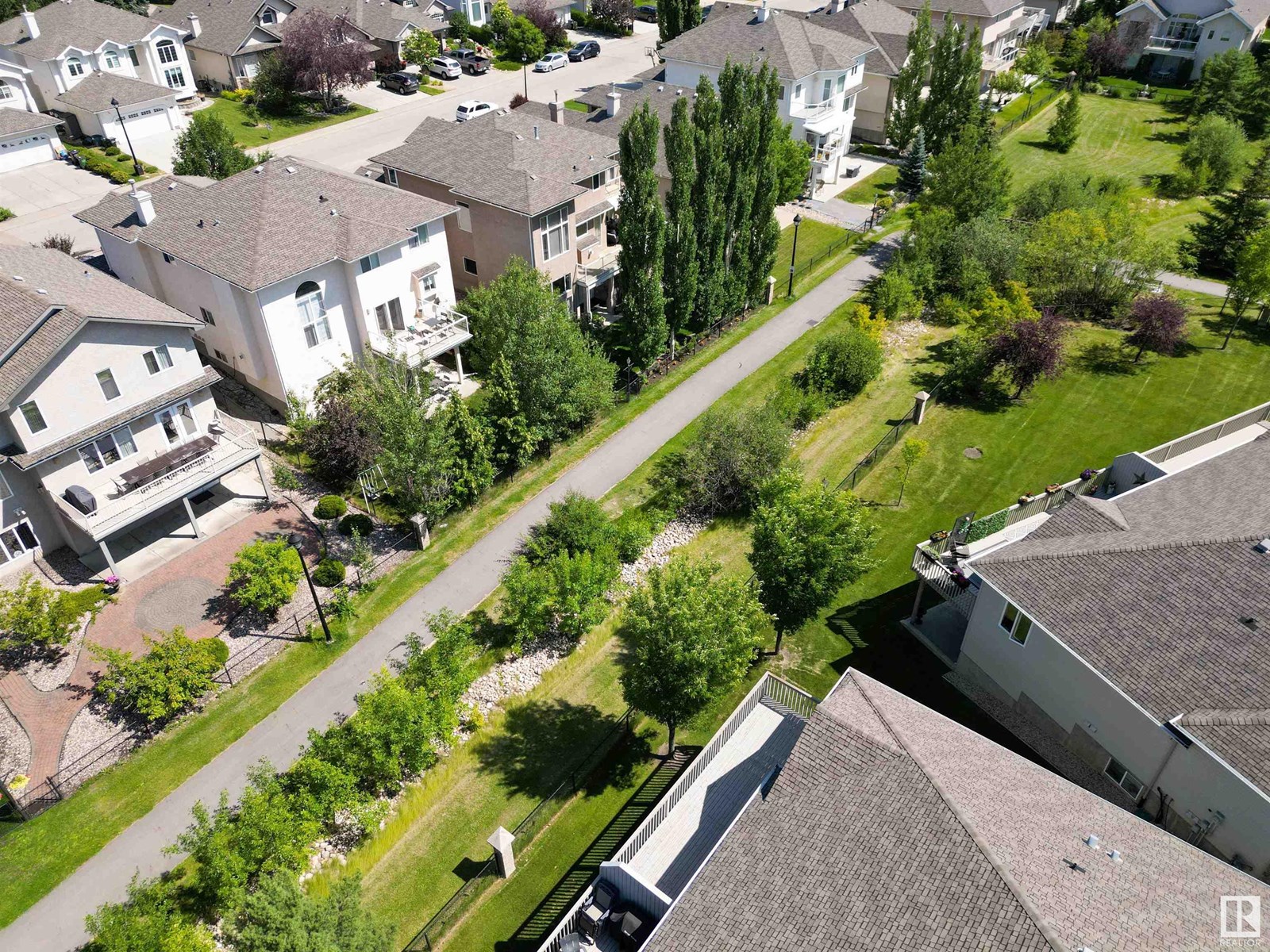 Photo 14 of 7 10848 8 Av Sw, Edmonton AB