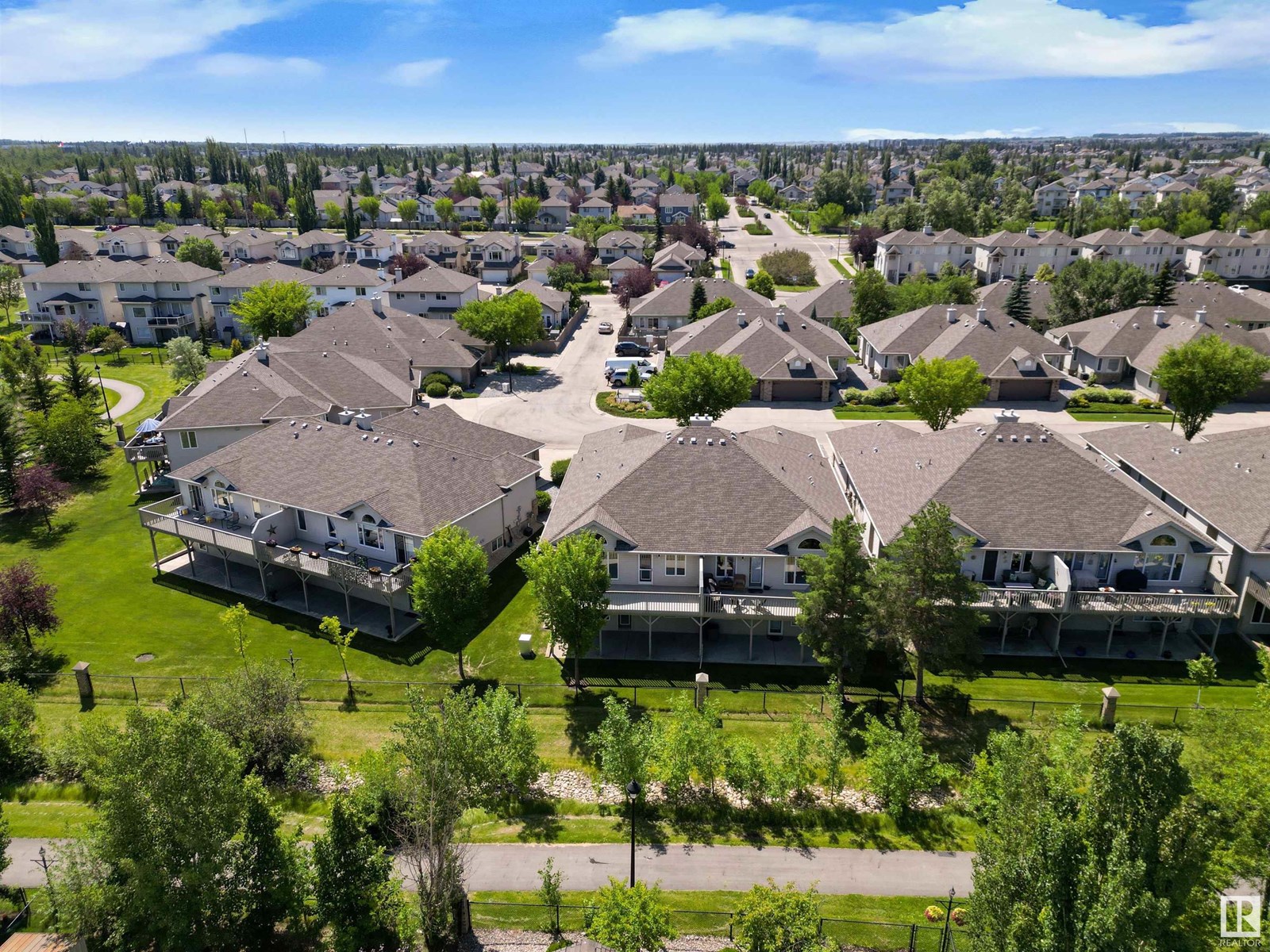 Photo 46 of 7 10848 8 Av Sw, Edmonton AB