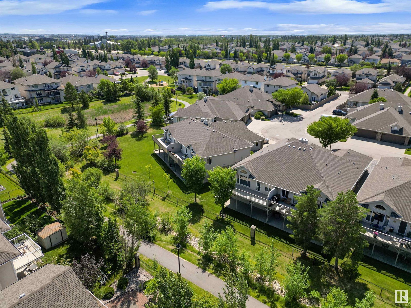 Photo 8 of 7 10848 8 Av Sw, Edmonton AB