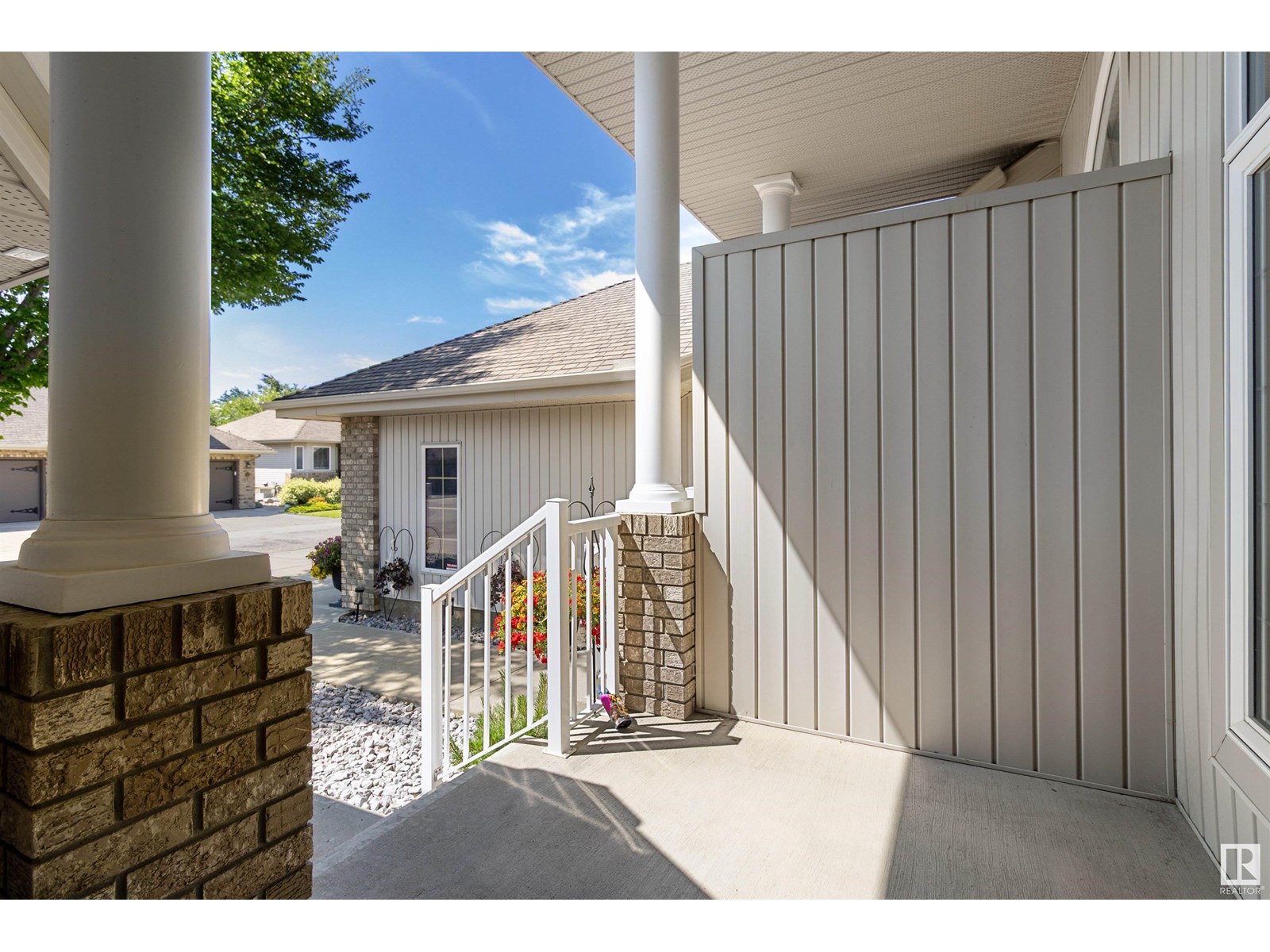 Photo 34 of 7 10848 8 Av Sw, Edmonton AB