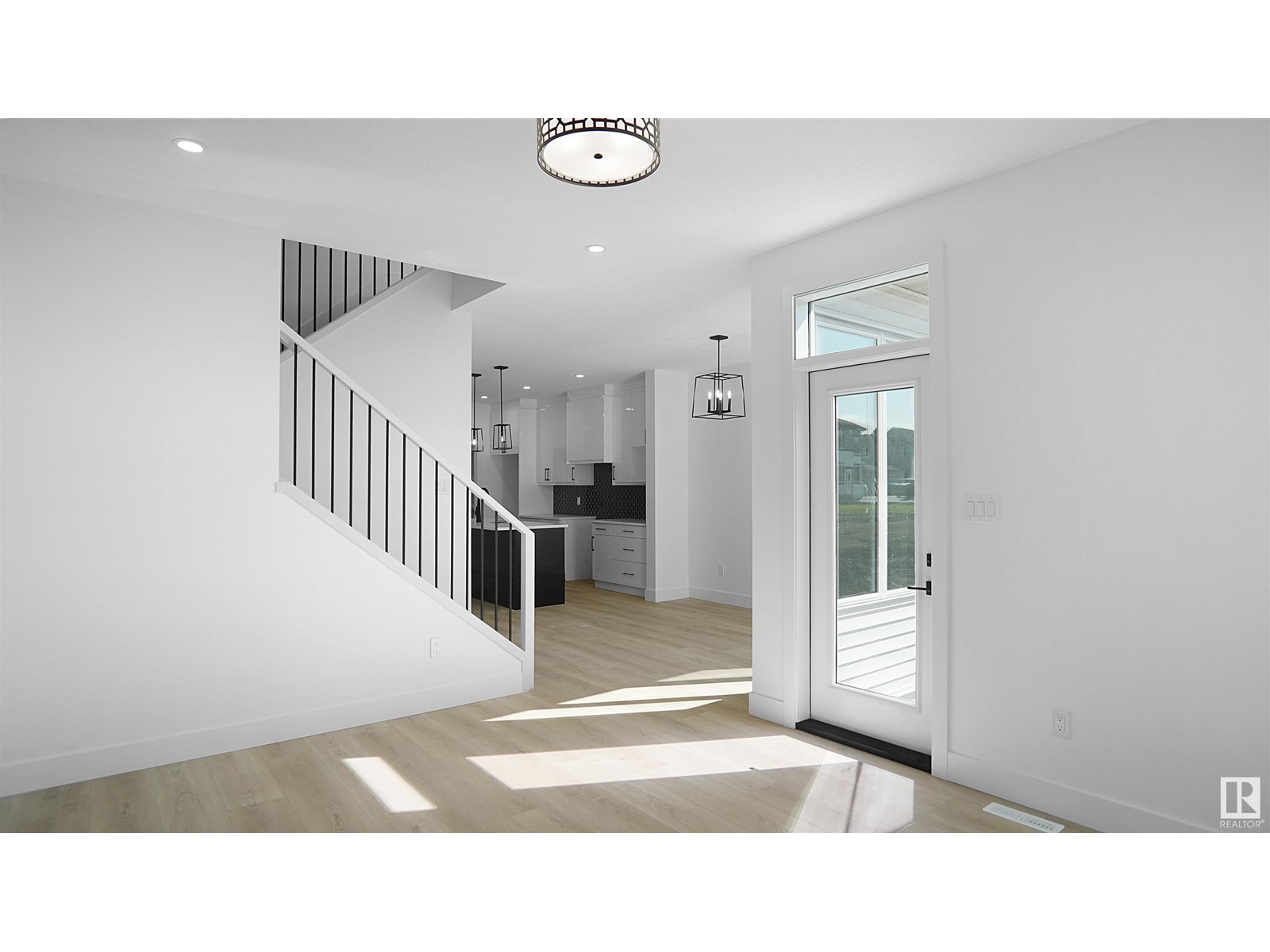 Photo 12 of 711 31 Av Nw, Edmonton AB