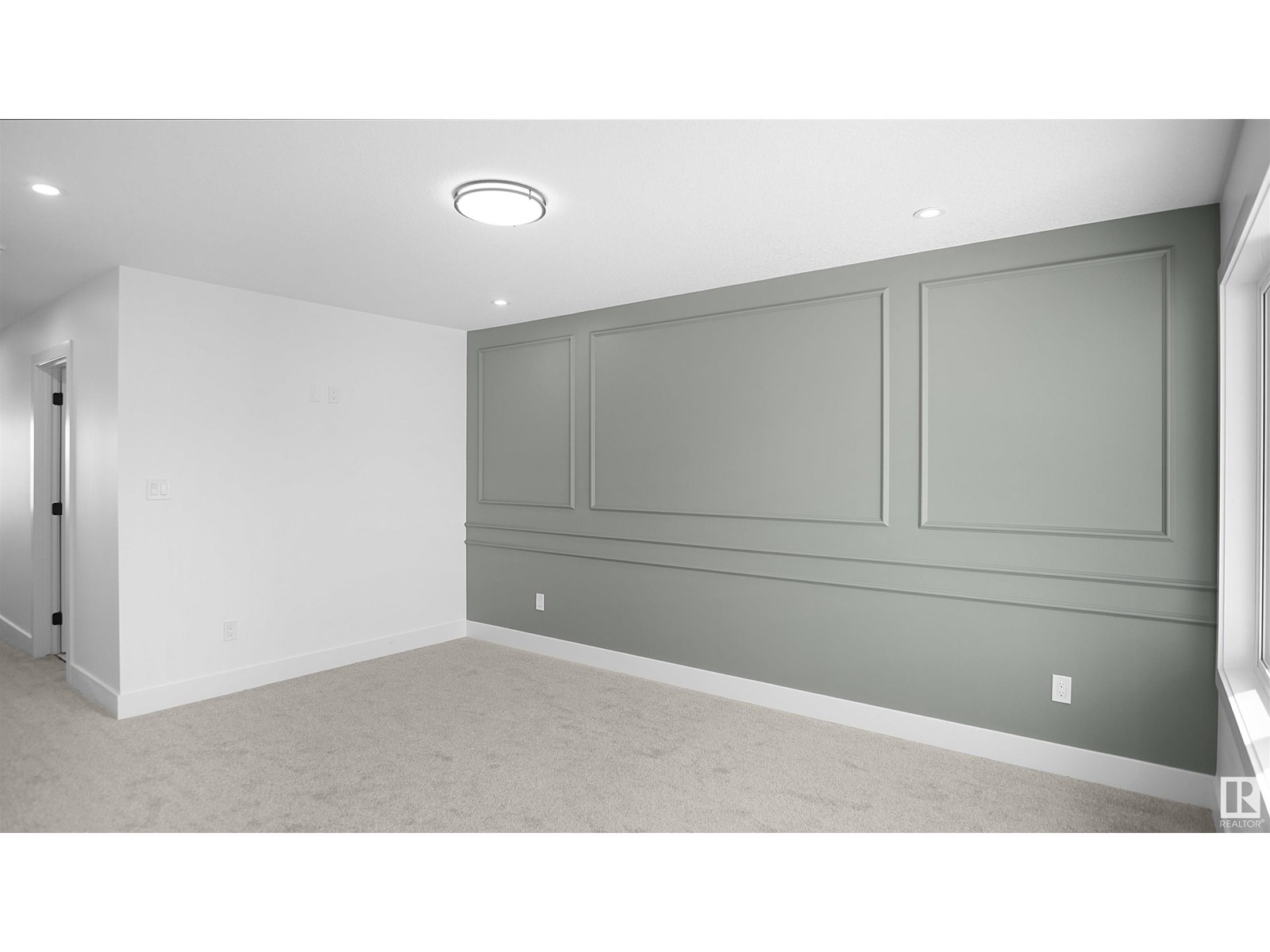 Photo 21 of 711 31 Av Nw, Edmonton AB