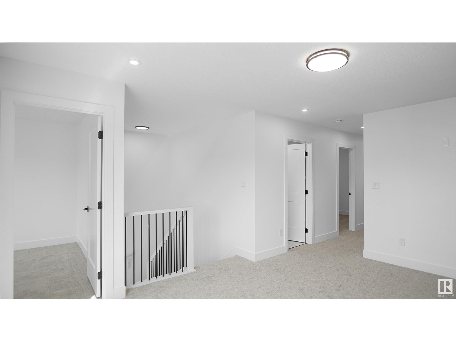 Photo 29 of 711 31 Av Nw, Edmonton AB