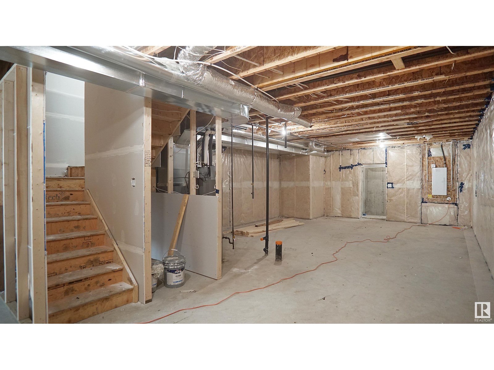 Photo 33 of 711 31 Av Nw, Edmonton AB