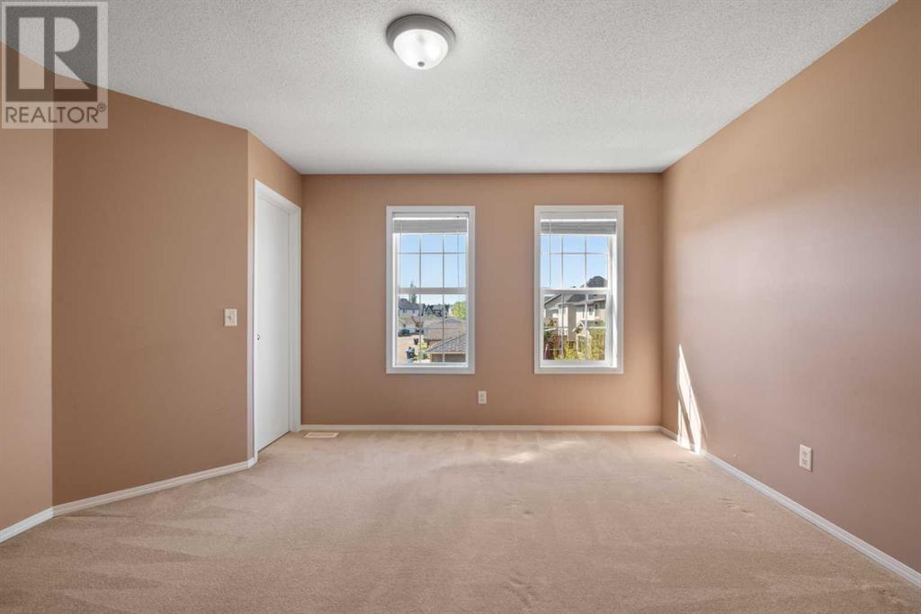 Single Family House for Sale in  Elgin View SE McKenzie Towne Calgary 