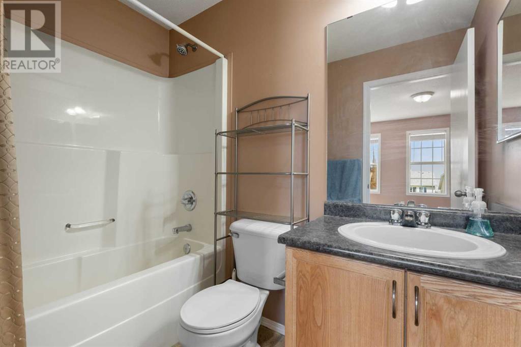Single Family House for Sale in  Elgin View SE McKenzie Towne Calgary 