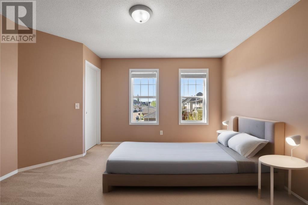 Single Family House for Sale in  Elgin View SE McKenzie Towne Calgary 