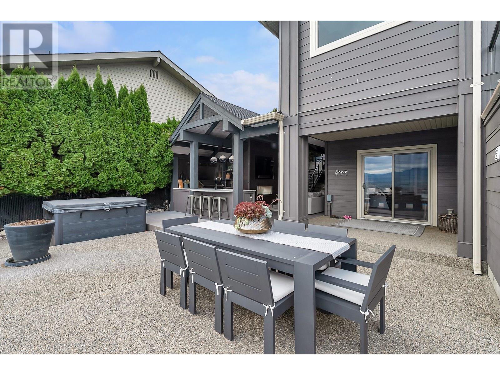  2305 Bridgeview Road, West Kelowna