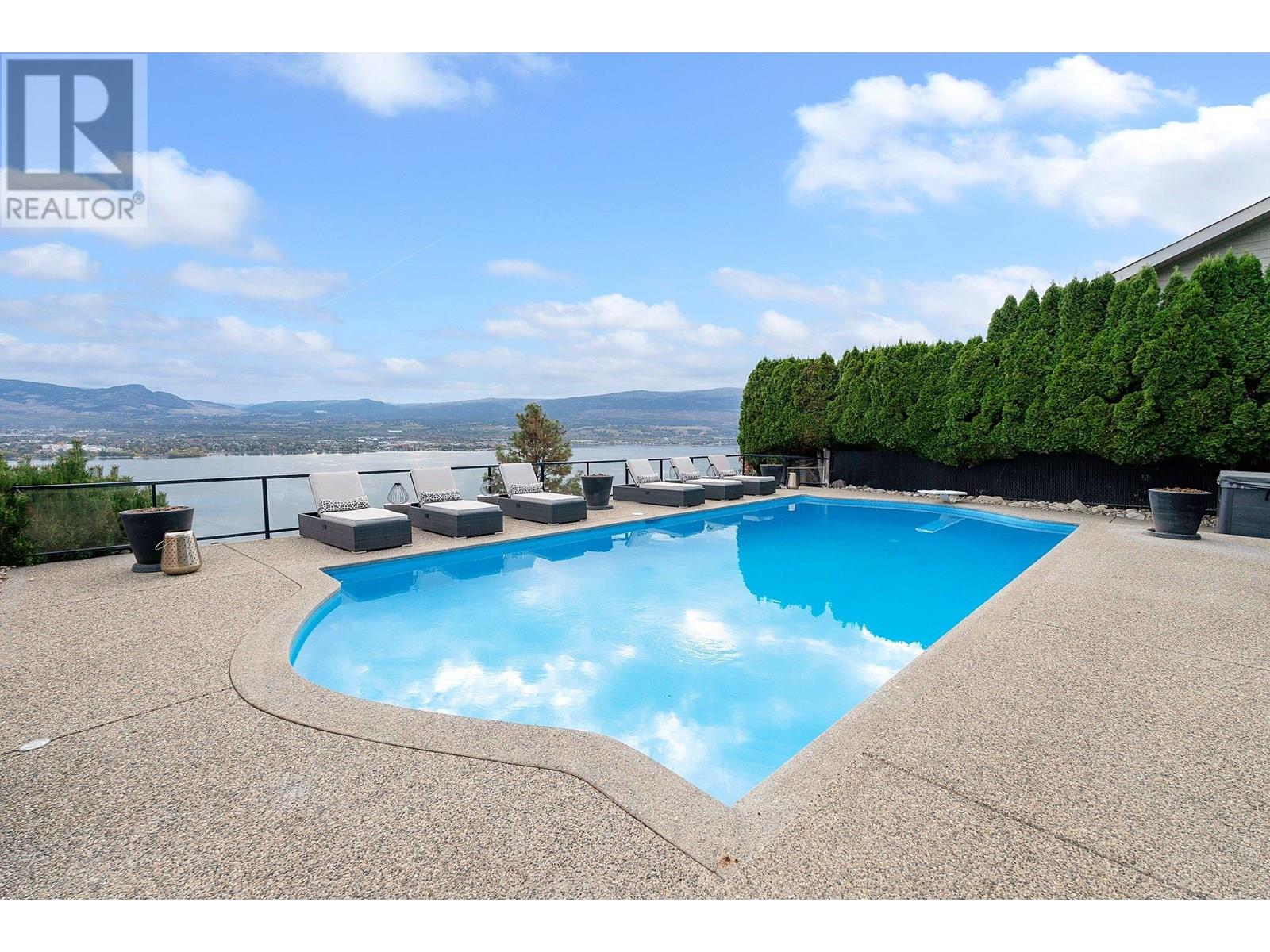  2305 Bridgeview Road, West Kelowna