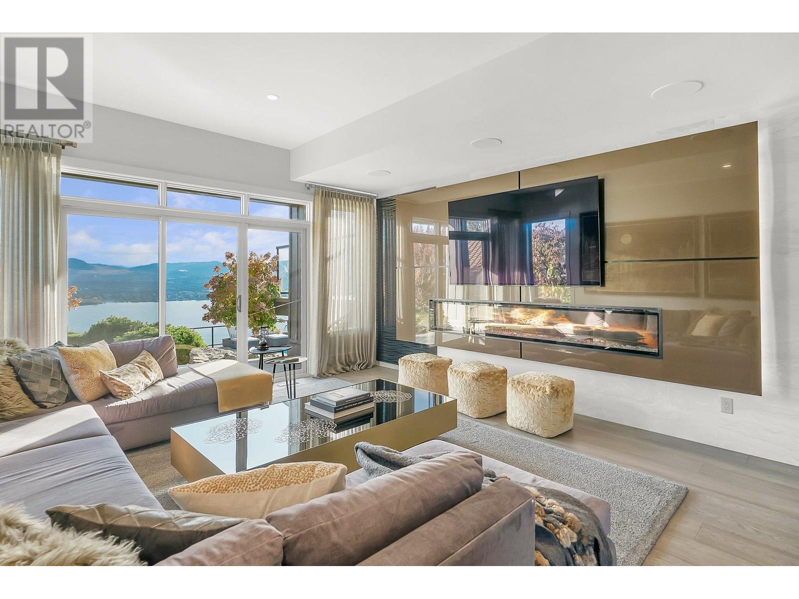  2305 Bridgeview Road, West Kelowna