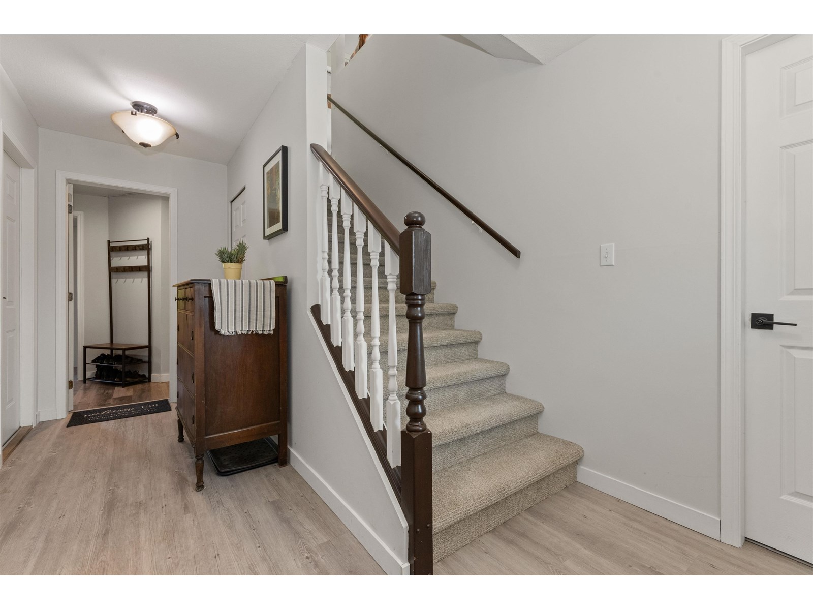 Photo 2 of 1578 Canterbury Drive Agassiz, Agassiz BC