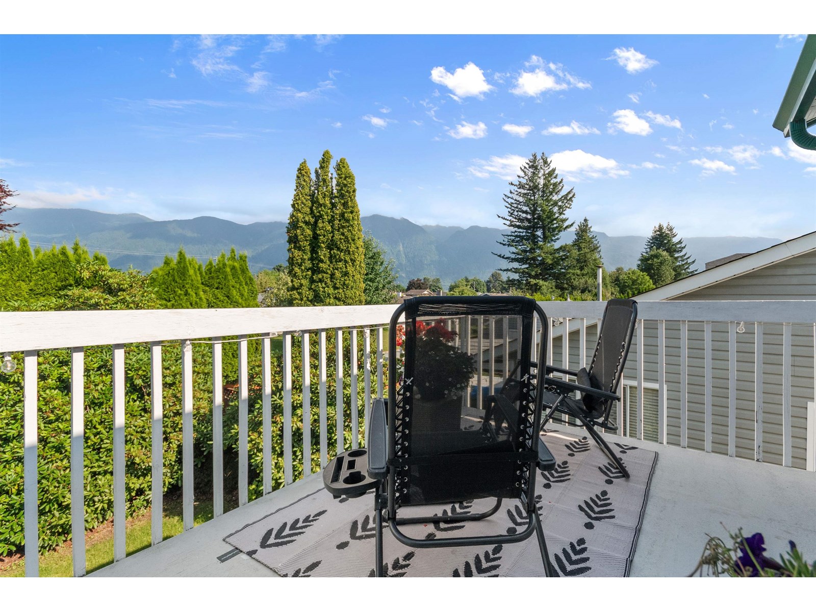 Photo 13 of 1578 Canterbury Drive Agassiz, Agassiz BC
