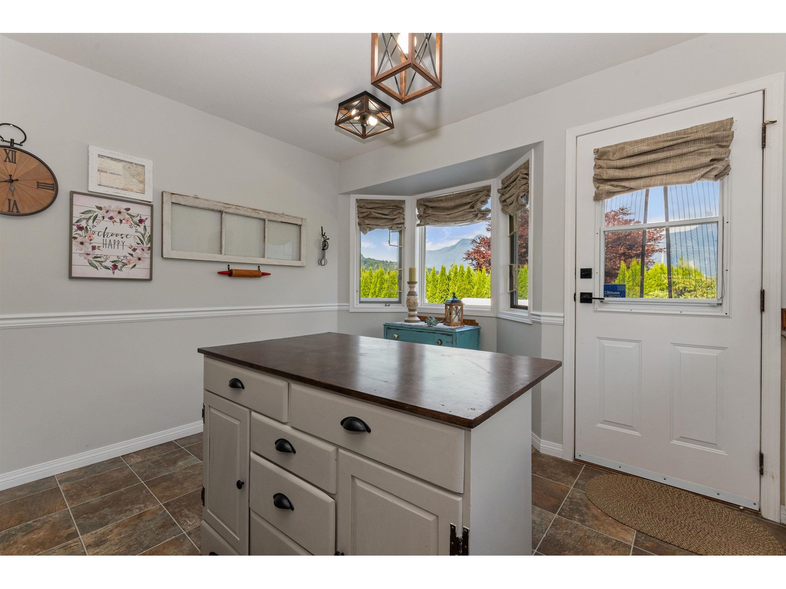 Photo 11 of 1578 Canterbury Drive Agassiz, Agassiz BC