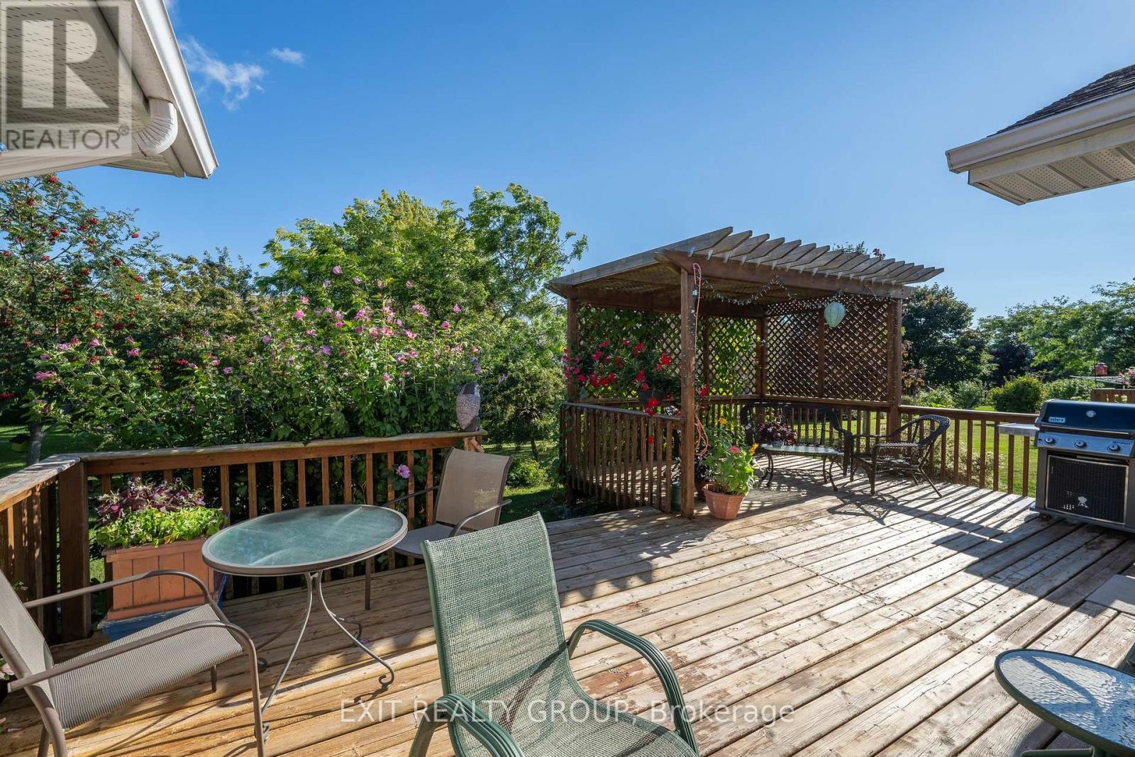 Photo 27 of 26 Aletha Drive, Prince Edward County ON